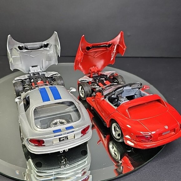 Bburago Dodge Viper Diecast Cars Blue Silver GTS And Red RT/10 ITALY Gen 1 Gen 2 - Picture 9 of 16